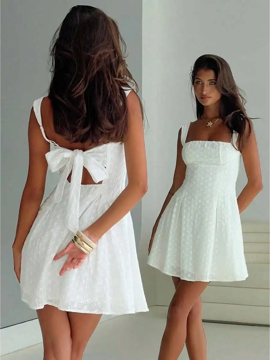 Womens Sleeveless Square Neck  - Embroidery Eyelet 리뷰 및 가격