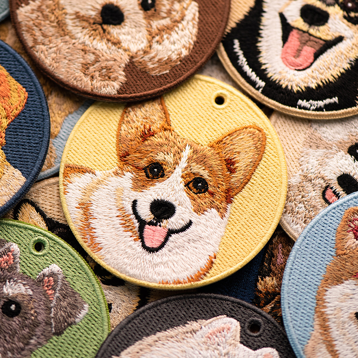 1 Piece Embroidered Dog Patch  - Embroidery Xmas 리뷰 및 가격