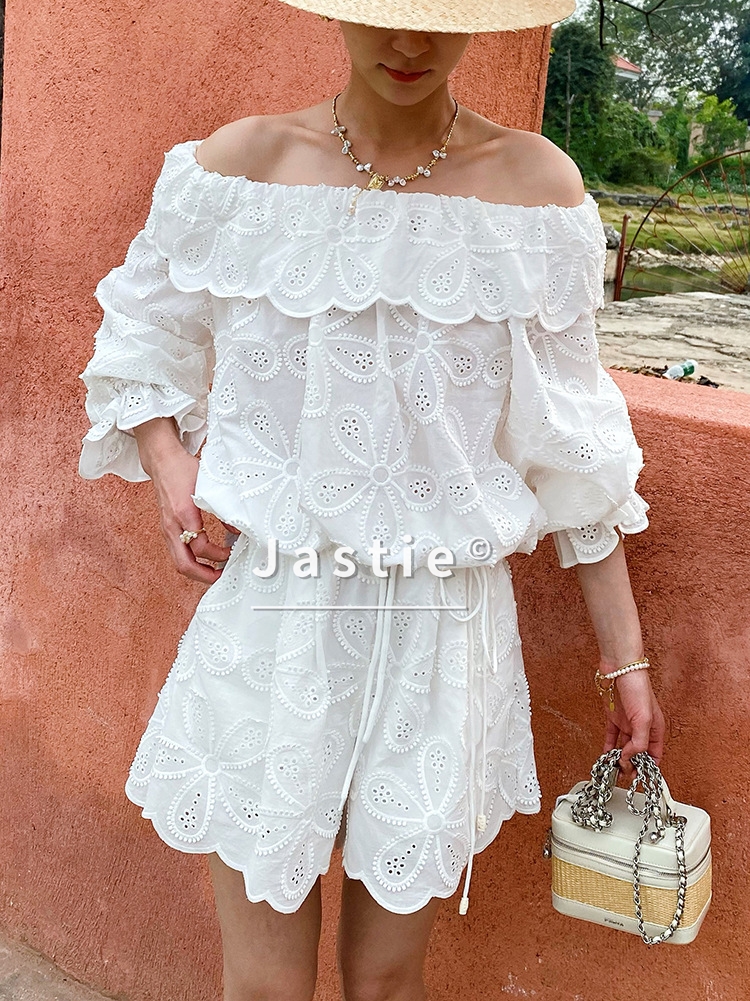 Sexy Off Shoulder Eyelet Lace  - Embroidery Eyelet 리뷰 및 가격