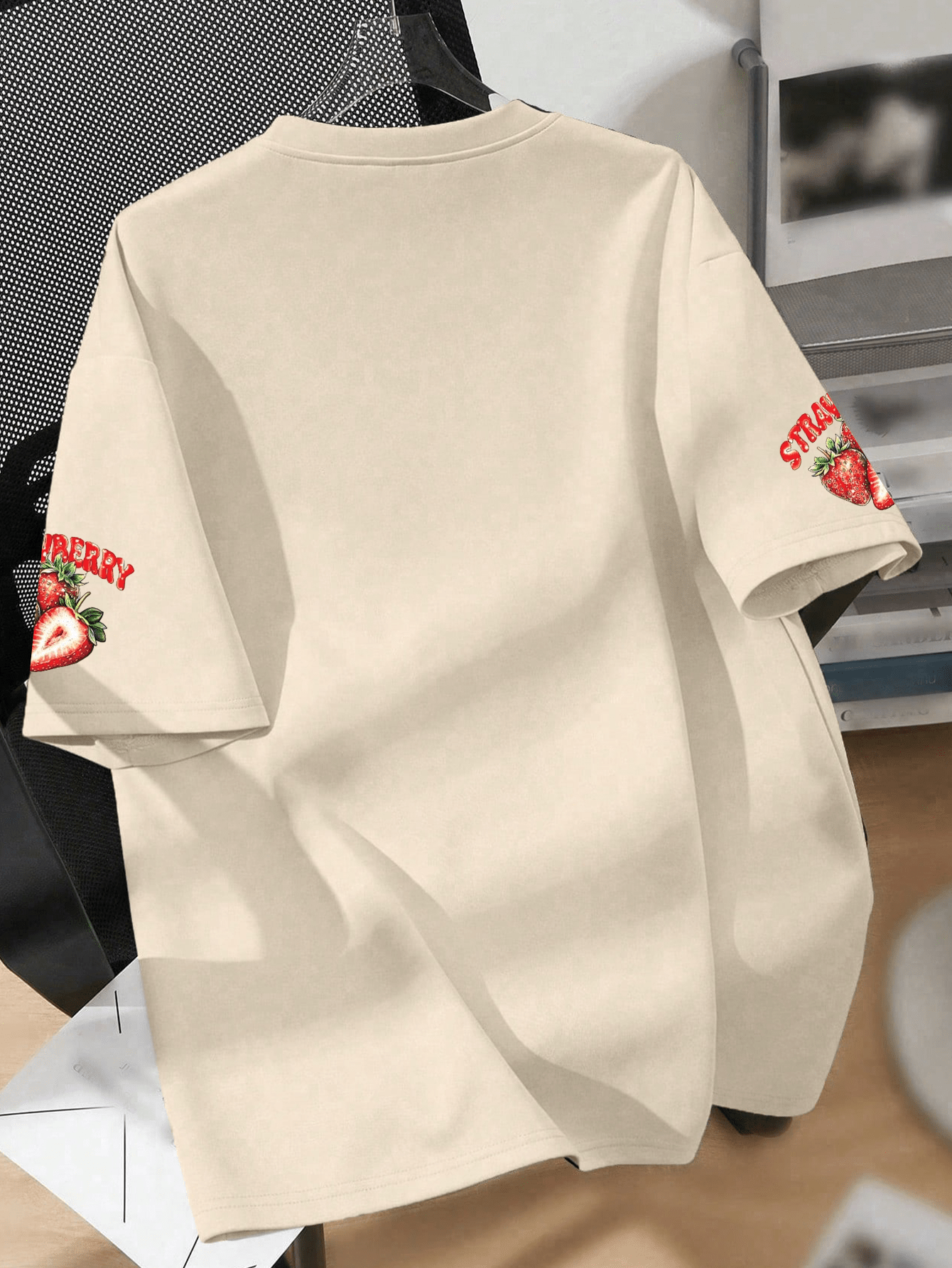 Strawberry Print Round Neck Sh - Embroidery Cotton Shirt 리뷰 및 가격