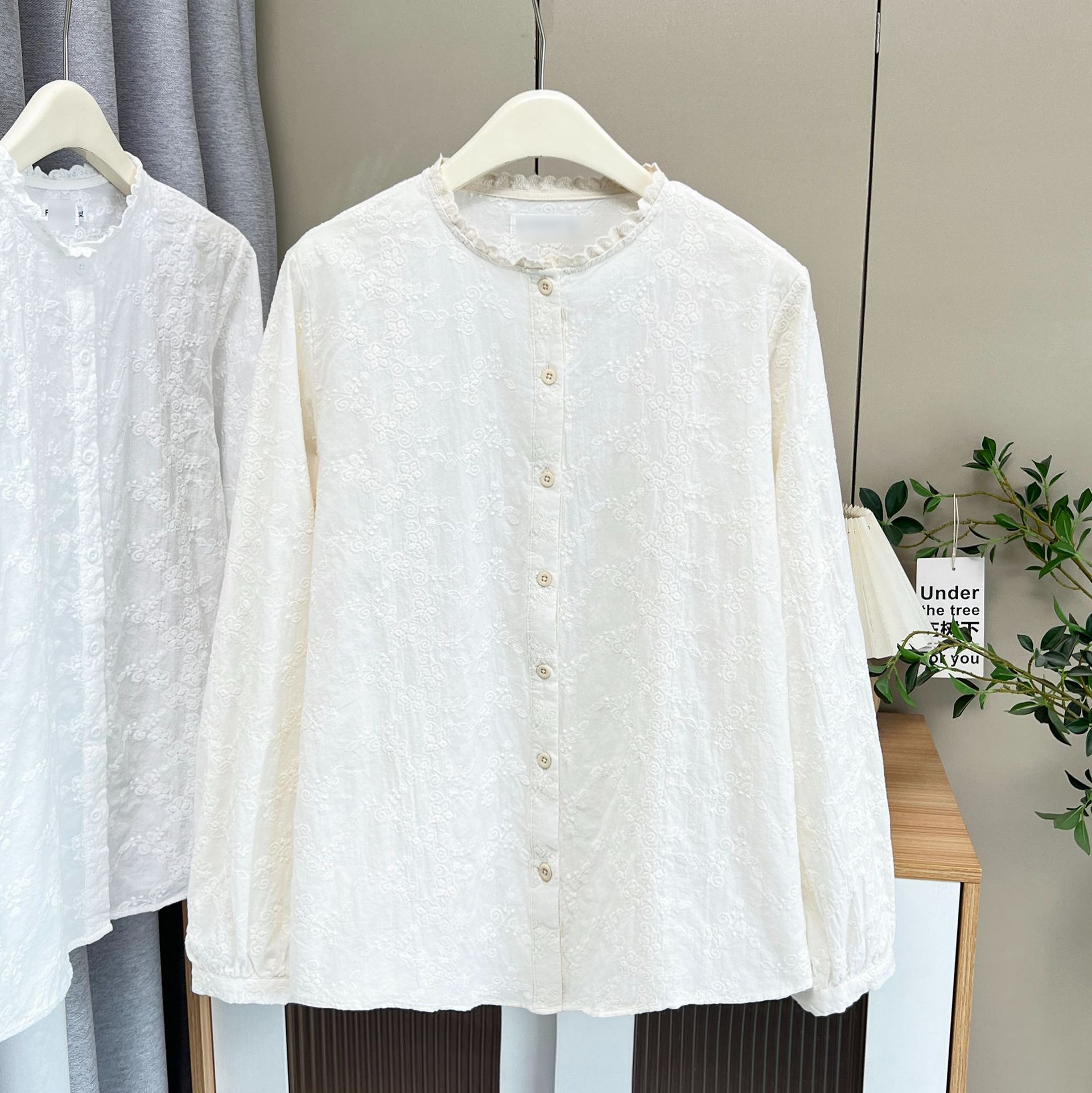 Plus Size Women's Blouses 2025 - Embroidery Cotton Shirt 리뷰 및 가격
