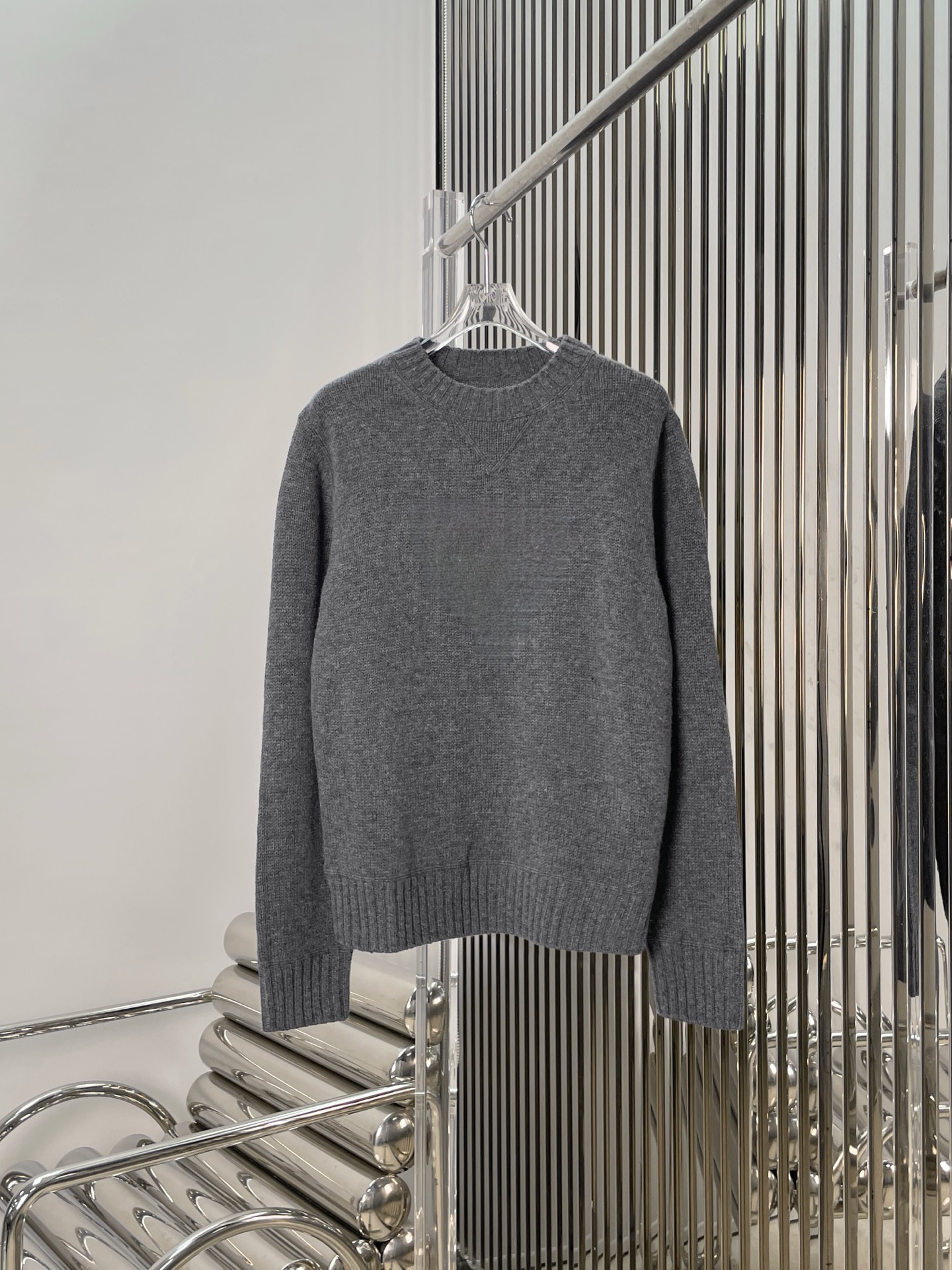 Slim Fit Knitted Long Sleeve r - Embroidery Logo 리뷰 및 가격